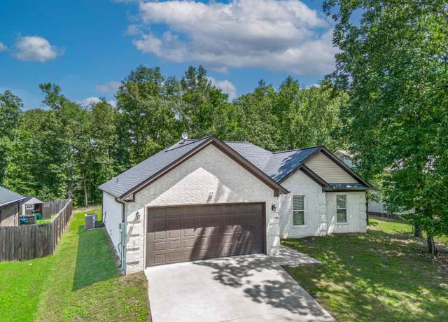 Property at 216 Diamondhead Dr, Hot Springs, AR 71913, 3 beds, 2.5 baths