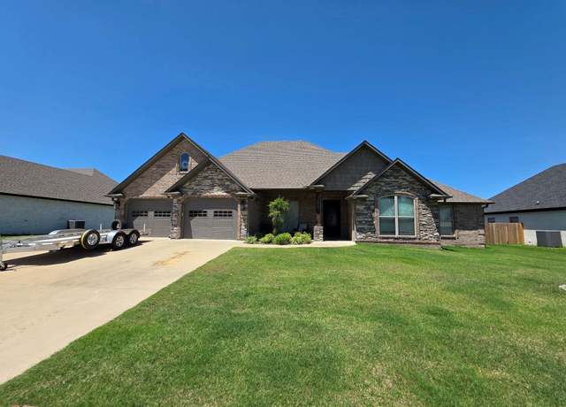 Property at 3801 Stoneridge, Paragould, AR 72450, 4 beds, 2 baths