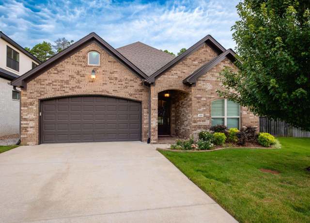 Property at 418 Wildcreek Cir, Little Rock, AR 72223, 3 beds, 2 baths