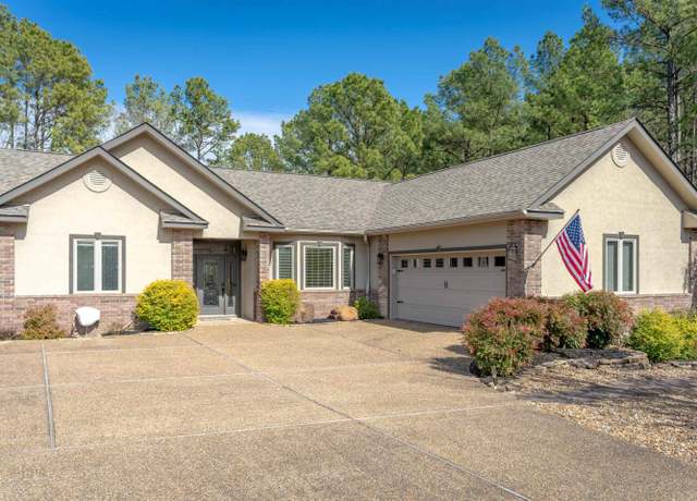 Property at 2 Gijon Ln, Hot Springs Village, AR 71909, 3 beds, 2.5 baths