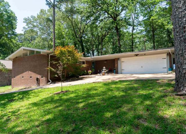 Property at 1902 Lynnwood, Benton, AR 72015, 3 beds, 2 baths