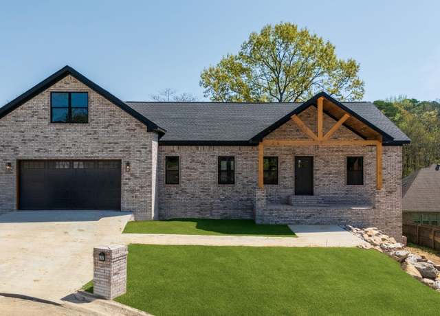 Property at 132 Lombard Ct, Hot Springs, AR 71901, 4 beds, 3 baths