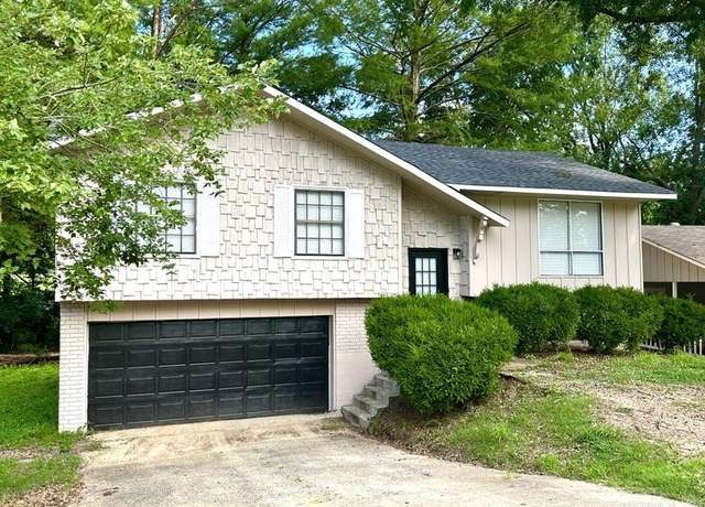 Property at 203 Winchester Trl, Jacksonville, AR 72076, 3 beds, 1.5 baths