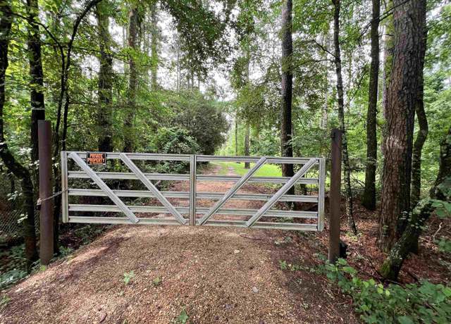 Property at 1200 W Arkansas St, Star City, AR 71667, 5 beds, 3 baths
