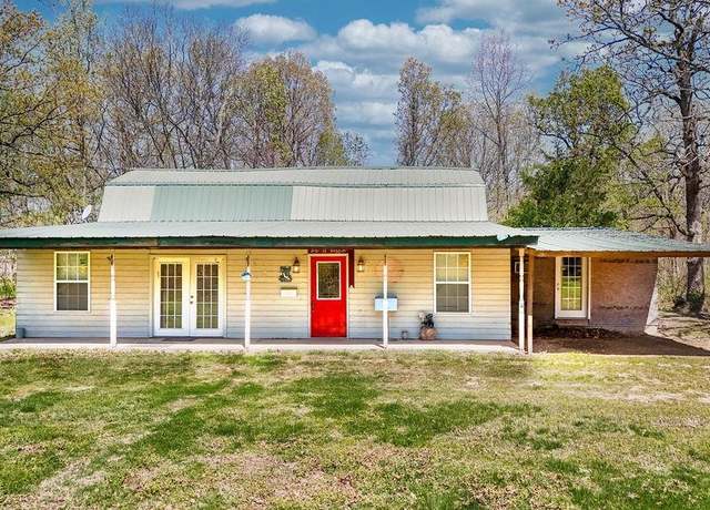 Property at 123 Hickory Rd, Hardy, AR 72542, 4 beds, 1 bath