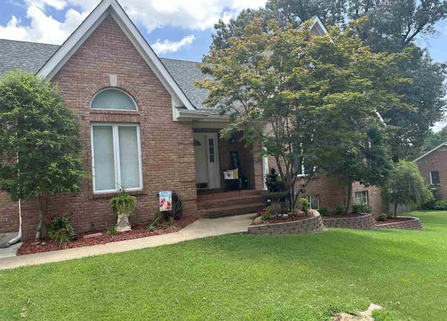 Property at 1001 Summerhill Dr, Paragould, AR, 5 beds, 4 baths