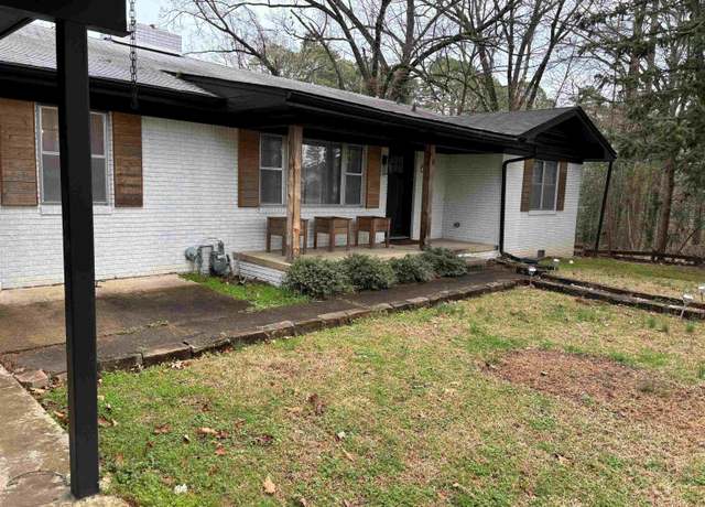 Property at 6 Pinewood Dr, Arkadelphia, AR 71923, 4 beds, 3 baths