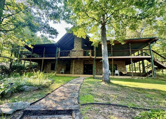 Property at 4003 Sunny Fox, Mountain View, AR 72560, 3 beds, 2.5 baths