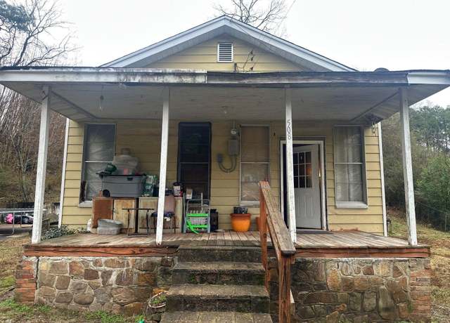 Property at 508 Bower St, Hot Springs, AR 71901, 3 beds, 1 bath