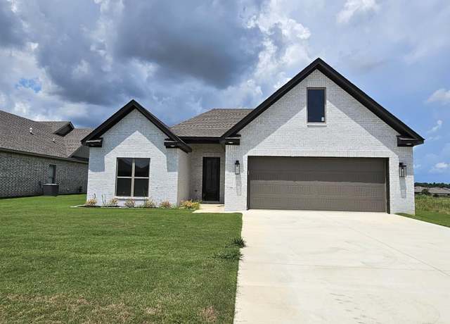 Property at 125 Hidden Creek Dr, Brookland, AR 72417, 4 beds, 2 baths