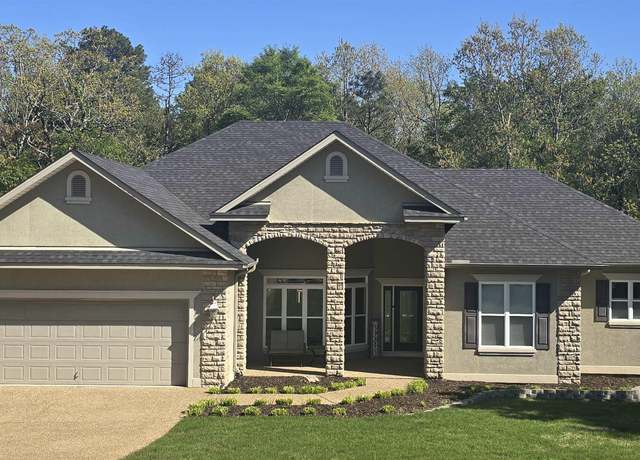 Property at 9 Pacifica Way, Hot Springs Village, AR, 3 beds, 2.5 baths