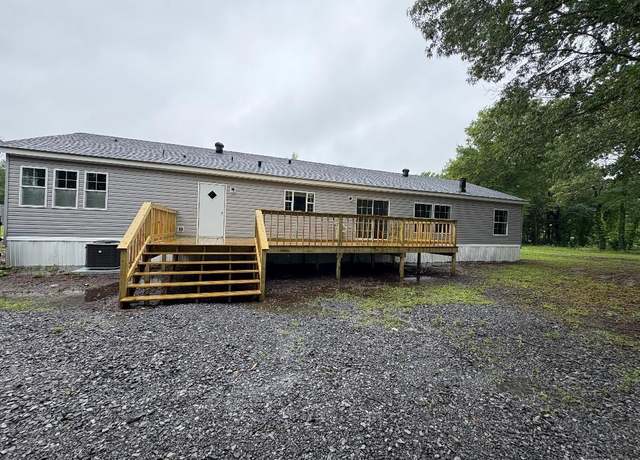 Property at 12830 Griffin Rd, Des Arc, AR 72040, 4 beds, 2 baths