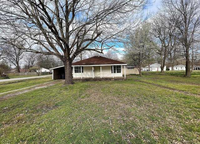 Property at 516 N Scurlock Ave, Piggott, AR 72454, 3 beds, 1 bath