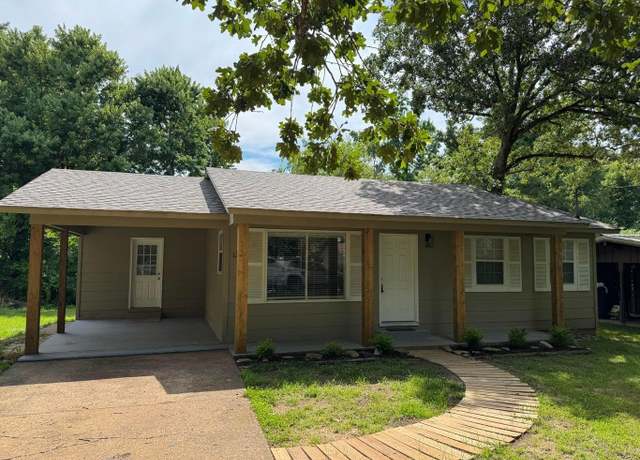 Property at 128 Hiawatha Dr, Cherokee Village, AR 72529, 2 beds, 1.5 baths