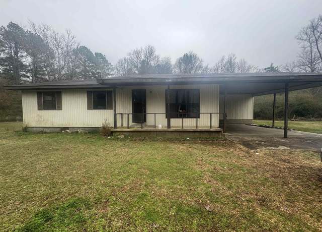 Property at 1713 Mountain Pine Rd, Hot Springs, AR 71913, 3 beds, 1 bath