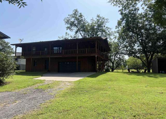 Property at 3223 Canal Dr, White Hall, AR 71602, 4 beds, 3 baths