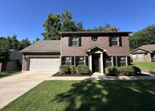 Property at 1108 River Oaks Dr, Benton, AR 72019, 4 beds, 2.5 baths