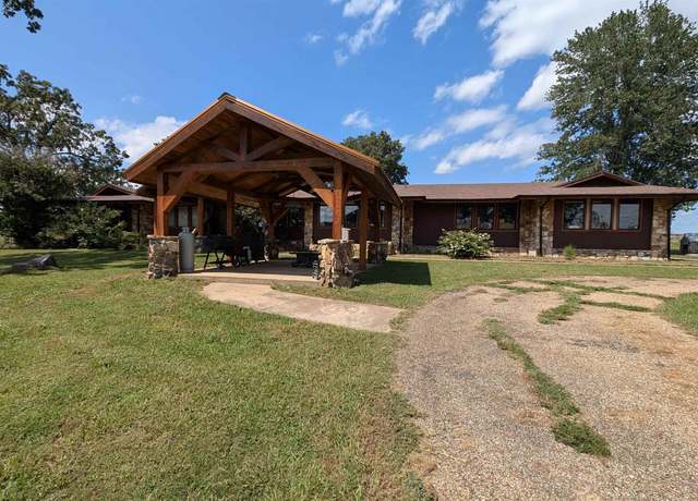 Property at 5146 N 9 Hwy, Salem, AR 72576, 5 beds, 3.5 baths
