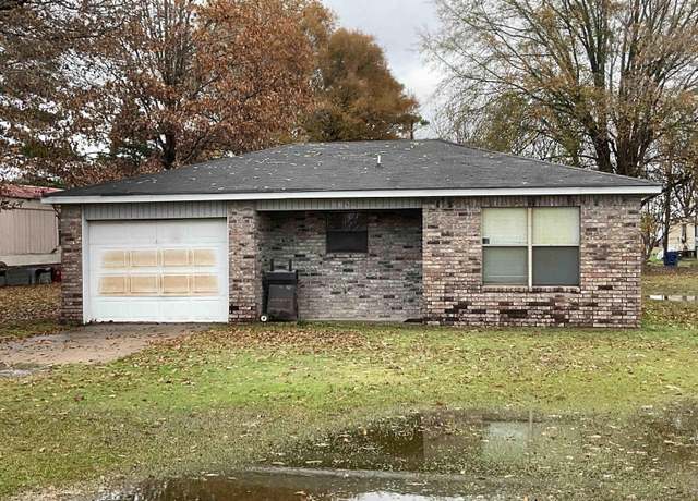 Property at 516 Cypress St, Humphrey, AR 72073, 2 beds, 1 bath