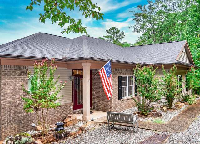 Property at 1 Valladolid Ln, Hot Springs Village, AR 71909, 3 beds, 2.5 baths