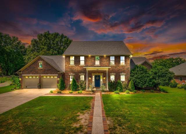 Property at 1805 Royal, Conway, AR 72034, 5 beds, 3.5 baths