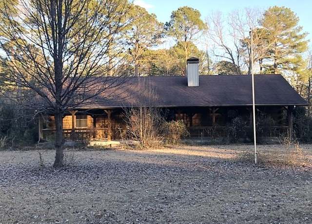 Property at 618 Oaklawn Cir, Little Rock, AR 72022, 3 beds, 2 baths