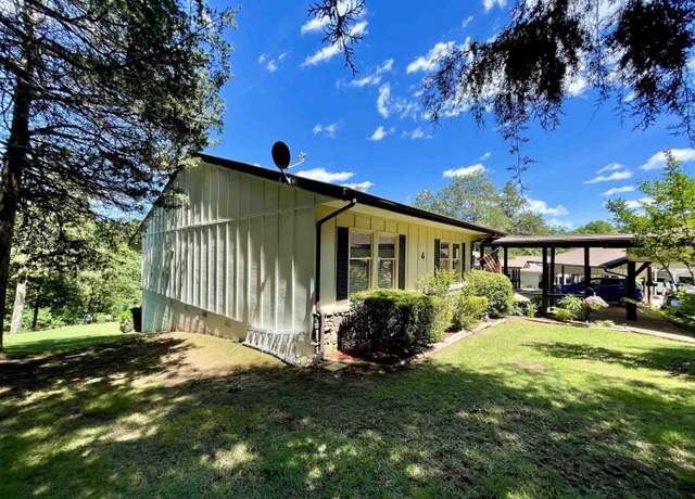 Property at 4 Eufaula Trl, Cherokee Village, AR 72529, 3 beds, 2 baths