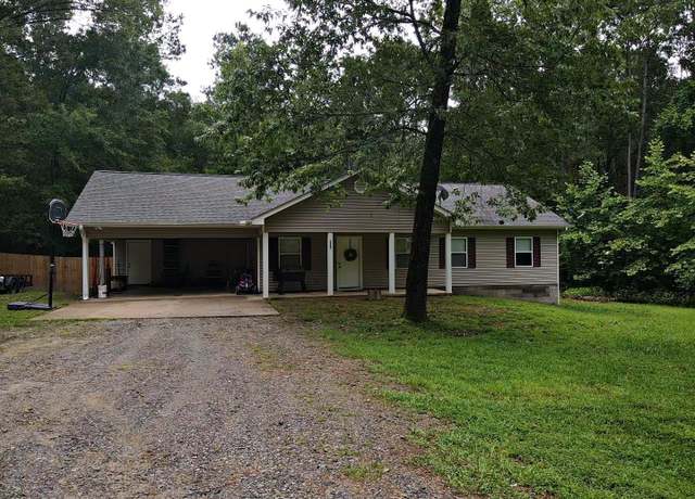 Property at 3537 W 26 Hwy, Arkadelphia, AR 71923, 4 beds, 2 baths