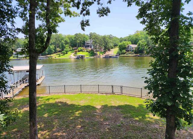 Property at 104 Blue Heron Pt Pt, Hot Springs, AR 71913, 3 beds, 3 baths