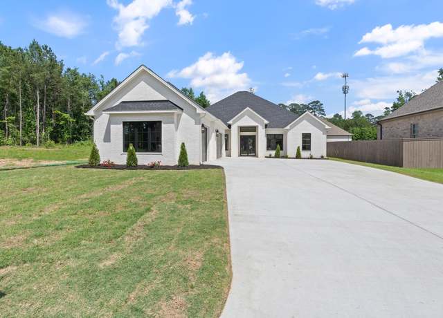 Property at 219 Arlington Park Ter, Hot Springs, AR 71901, 4 beds, 3.5 baths
