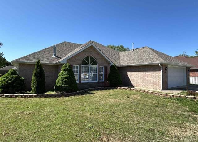 Property at 1322 Cottonwood Ct, Mountain Home, AR 72653, 3 beds, 2 baths