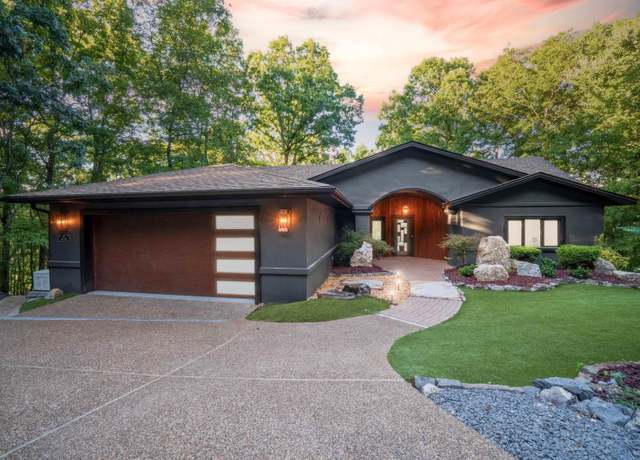 Property at 29 Ciento Way, Hot Springs Village, AR 71909, 4 beds, 2.5 baths