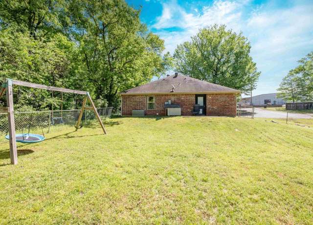 Property at 2526 Old Congo Rd, Benton, AR 72019, 3 beds, 2 baths