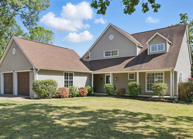 Property at 606 Indian Bay Dr, Sherwood, AR 71210, 4 beds, 2 baths