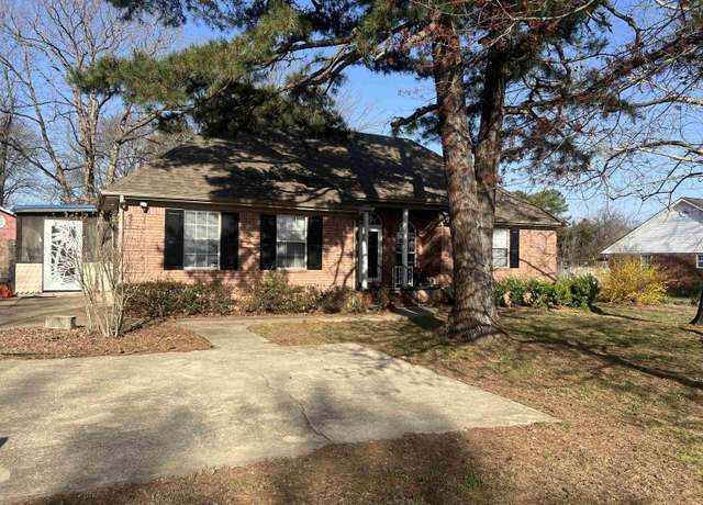 Property at 418 N Byu, Mountain View, AR 72560, 3 beds, 2 baths