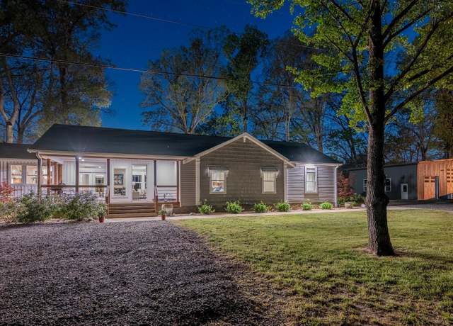 Property at 2489 Riverbend Rd, Heber Springs, AR 72543, 3 beds, 2.5 baths