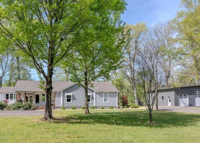 Property at 2489 Riverbend Rd, Heber Springs, AR 72543, 3 beds, 2.5 baths