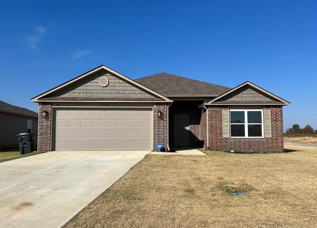 Property at 5404 Beech Grove Dr, Jonesboro, AR 72401, 4 beds, 2 baths