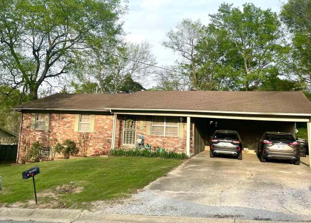 Property at 1110 N Pratt St, Pocahontas, AR 72455, 3 beds, 2 baths