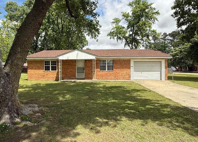 Property at 1300 Overdene St, Corning, AR 72422, 2 beds, 1 bath
