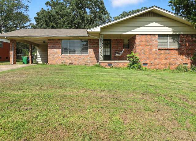 Property at 12 Cliffwood Cir, North Little Rock, AR 72118, 2 beds, 2 baths