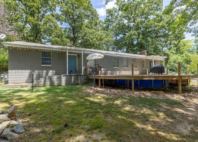 Property at 222 Gragson Ave, Sherwood, AR 72120, 3 beds, 2 baths