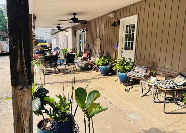 Property at 315 Cadillac Pt Pt, Hot Springs, AR 71913, 3 beds, 2 baths
