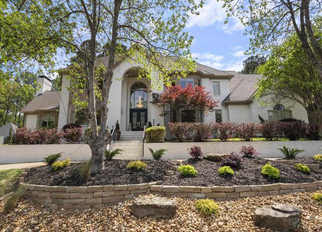 Property at 152 Hickory Creek Cir, Little Rock, AR 72212, 6 beds, 4.5 baths