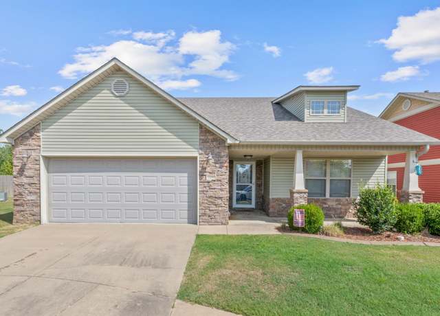 Property at 1600 Beautyberry Dr, Conway, AR 72032, 3 beds, 2 baths