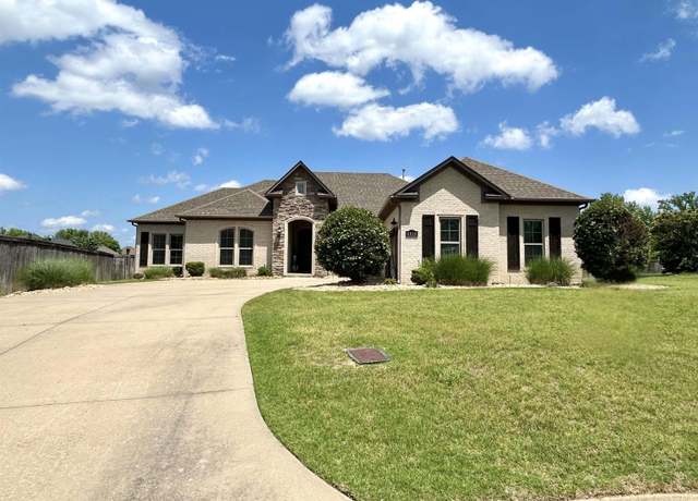 Property at 4810 Peterson Cv, Conway, AR 72034, 4 beds, 3 baths