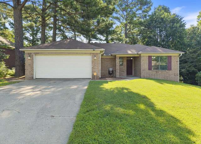Property at 2530 Peabody Dr, Conway, AR 72032, 3 beds, 2 baths