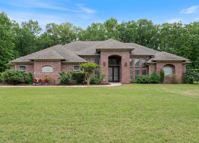 Property at 529 Enchanted Valley Ln, North Little Rock, AR 72118, 4 beds, 3 baths