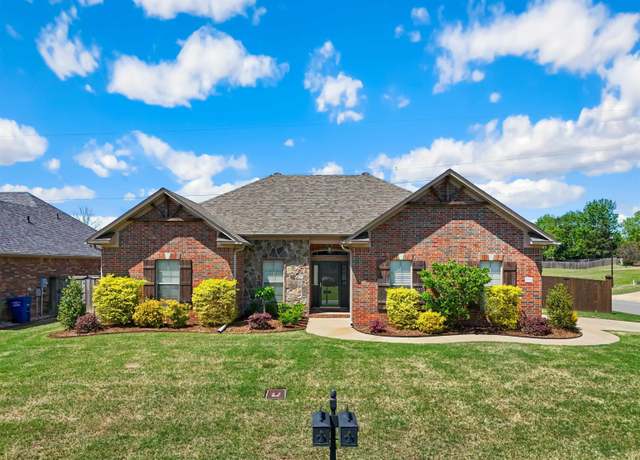 Property at 255 Four Winds Dr, Conway, AR, 3 beds, 2 baths