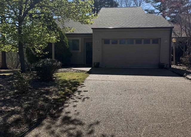 Property at 601 Woodlawn #8, Fairfield Bay, AR 72088, 2 beds, 2 baths